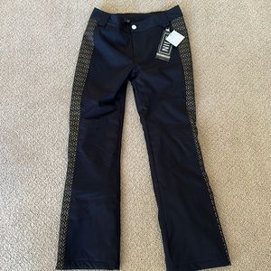 Nils ski pants very flattering brand new